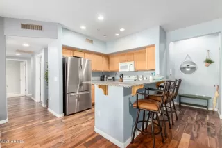 Photo #3: 6301275 Listing