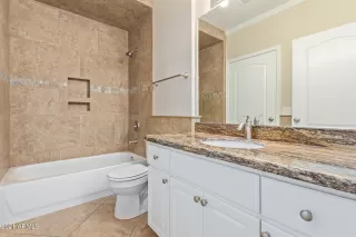 Photo #5: 6301287 Listing 