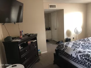 Photo #6: 6301358 Listing