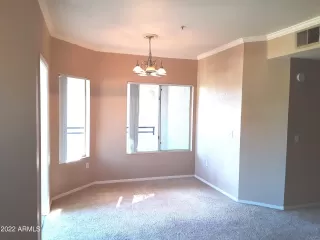 Photo #5: 6301441 Listing 