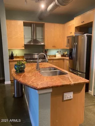 Photo #3: 6301442 Listing