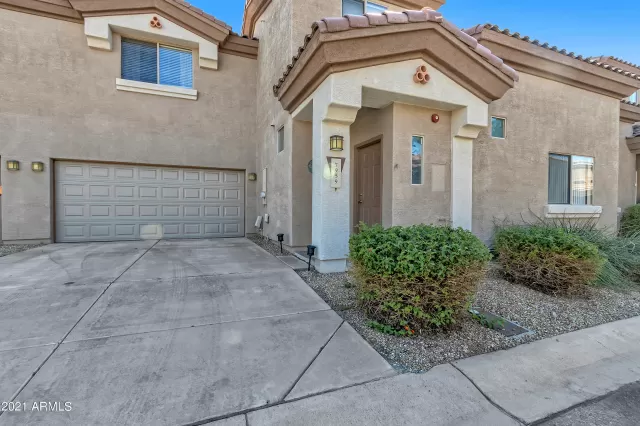 MLS: 6301443 Condo For Sale