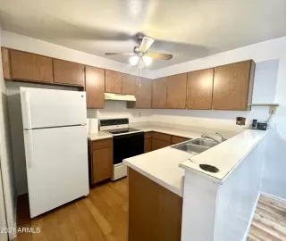 Photo #6: 6301535 Listing 