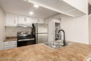 Photo #4: 6301544 Listing