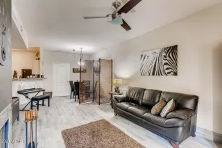 Photo #5: 6301628 Listing