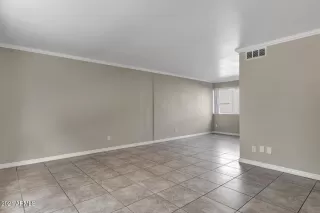 Photo #6: 6301653 Listing