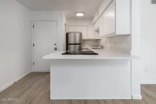 Photo #6: 6301728 Listing