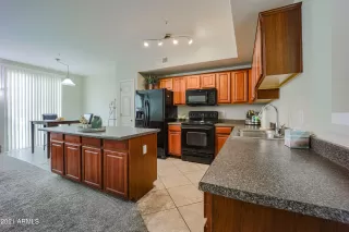 Photo #4: 6301737 Listing