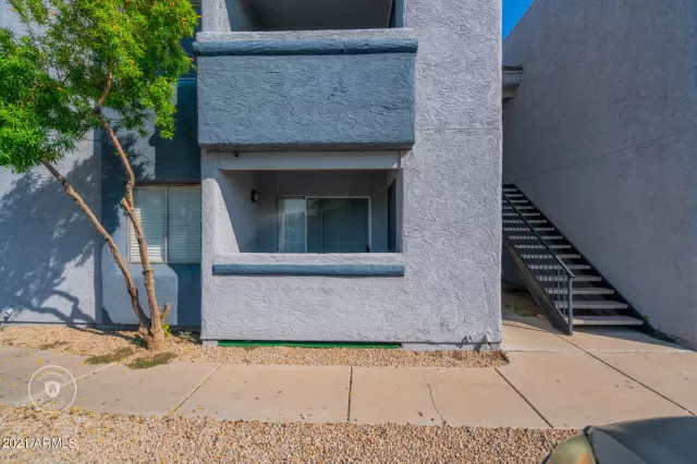 MLS: 6301819 Condo For Sale