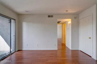 Photo #2: 6301819 Listing 