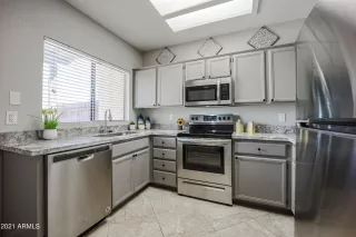 Photo #1: 6301866 Listing