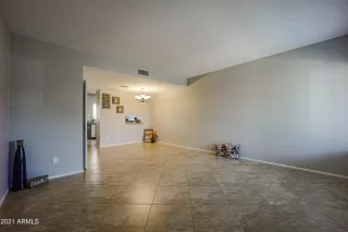 Photo #5: 6301866 Listing