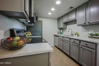 Photo #1: 6301875 Listing 