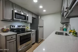 Photo #2: 6301875 Listing 