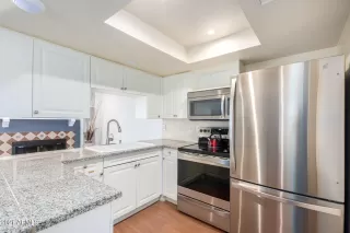 Photo #3: 6301970 Listing