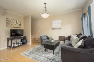 Photo #3: 6302032 Listing 