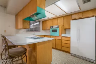 Photo #4: 6302042 Listing