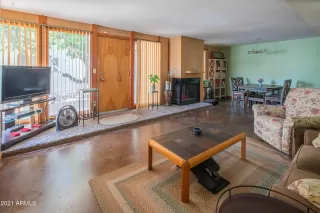 Photo #2: 6302072 Listing