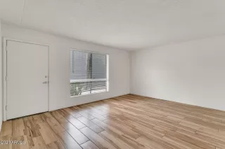 Photo #1: 6302199 Listing 