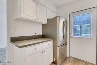 Photo #5: 6302199 Listing 