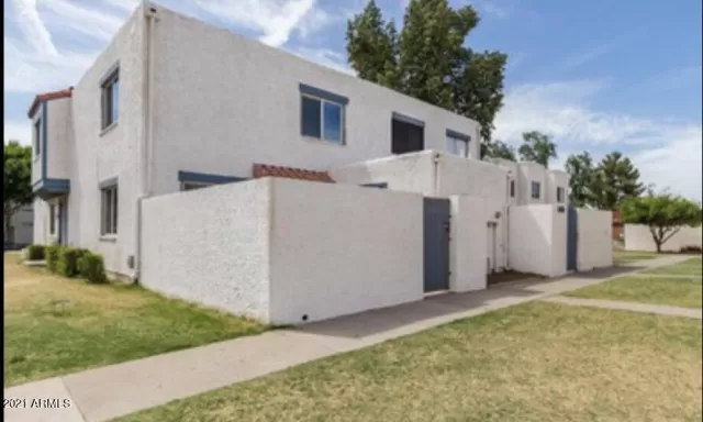 MLS: 6302202 Condo For Sale