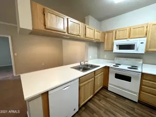 Photo #2: 6302299 Listing