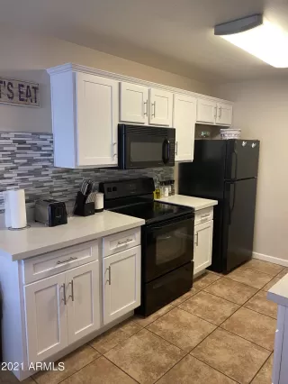 Photo #2: 6302341 Listing