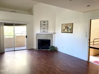 Photo #3: 6302364 Listing