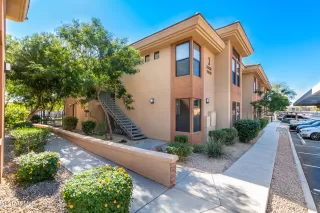 Photo #2: 6302393 Listing