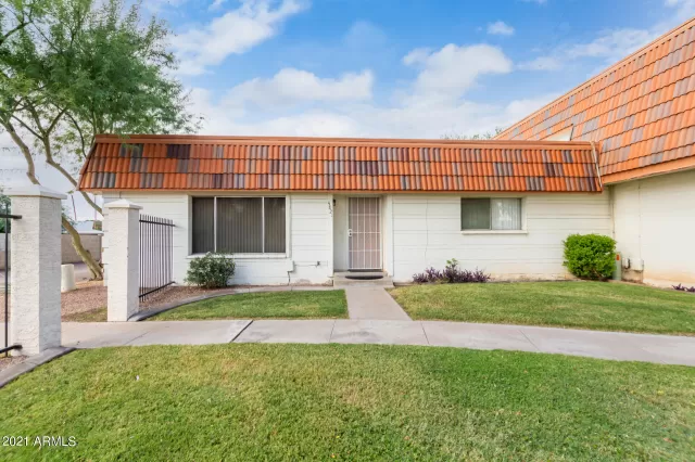 MLS: 6302456 Condo For Sale