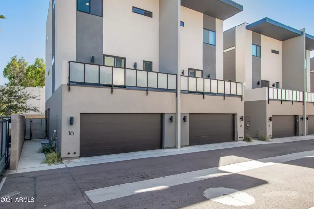 MLS: 6302523 Condo For Sale