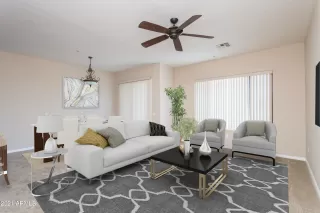 Photo #3: 6302688 Listing