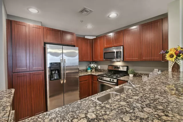 MLS: 6302698 Condo For Sale
