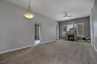 Photo #4: 6302698 Listing 