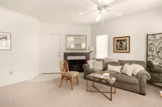 Photo #3: 6302912 Listing