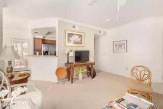 Photo #4: 6302912 Listing