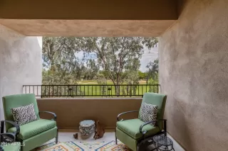 Photo #5: 6302931 Listing