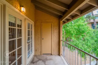 Photo #5: 6302952 Listing