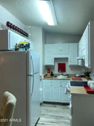 Photo #6: 6303085 Listing