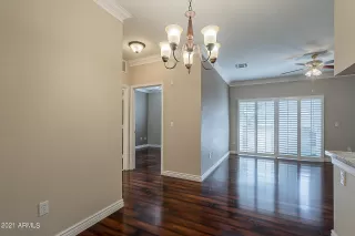 Photo #5: 6303139 Listing