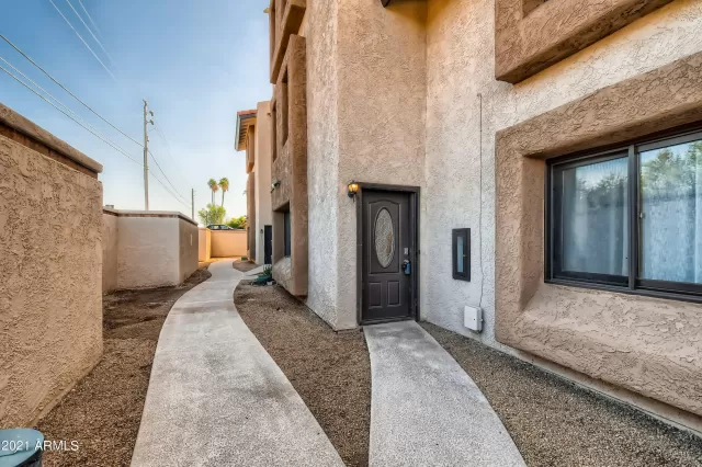 MLS: 6303217 Condo For Sale