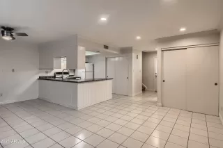 Photo #5: 6303217 Listing 