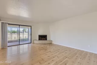 Photo #6: 6303255 Listing