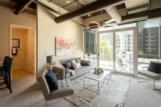 Photo #2: 6303293 Listing 