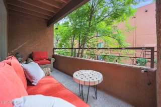 Photo #4: 6303358 Listing