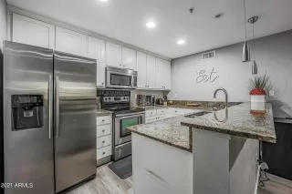 Photo #6: 6303358 Listing