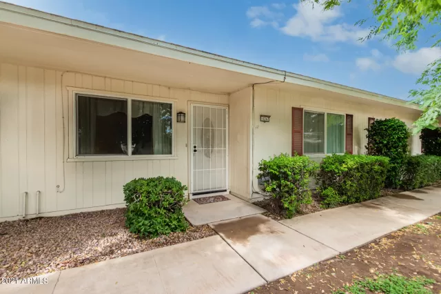 MLS: 6303534 Condo For Sale