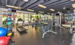 Photo #4: 6303596 Listing