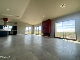 Photo #5: 6303618 Listing