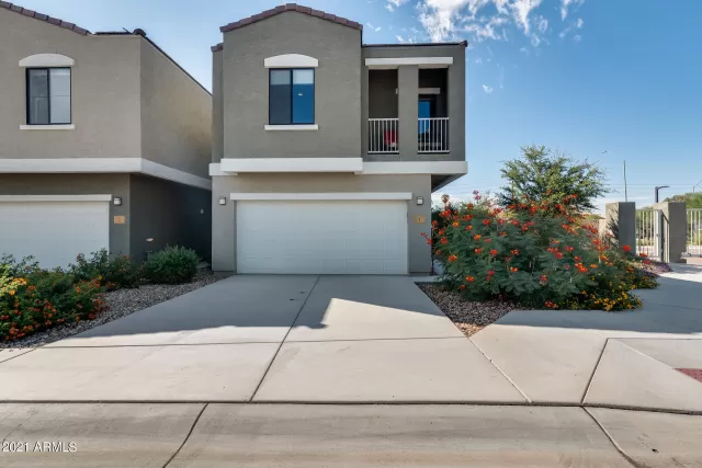 MLS: 6303720 Condo For Sale